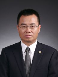 童來明